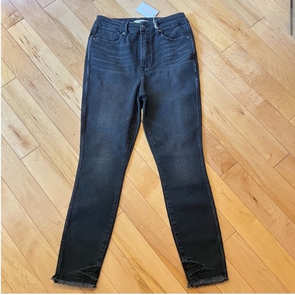 Good American Denim - NWT Good American Good Curve High Rise Raw Hem Distressed Black Jeans ten (10)